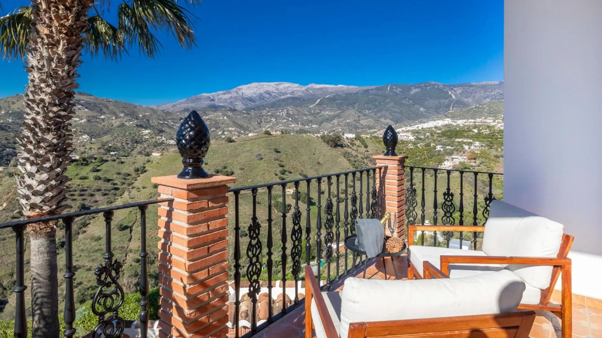 Hotel Malaga Hills Double Comfort Boutique & Wellness Eco-Hotel -Adults Only- Cómpeta